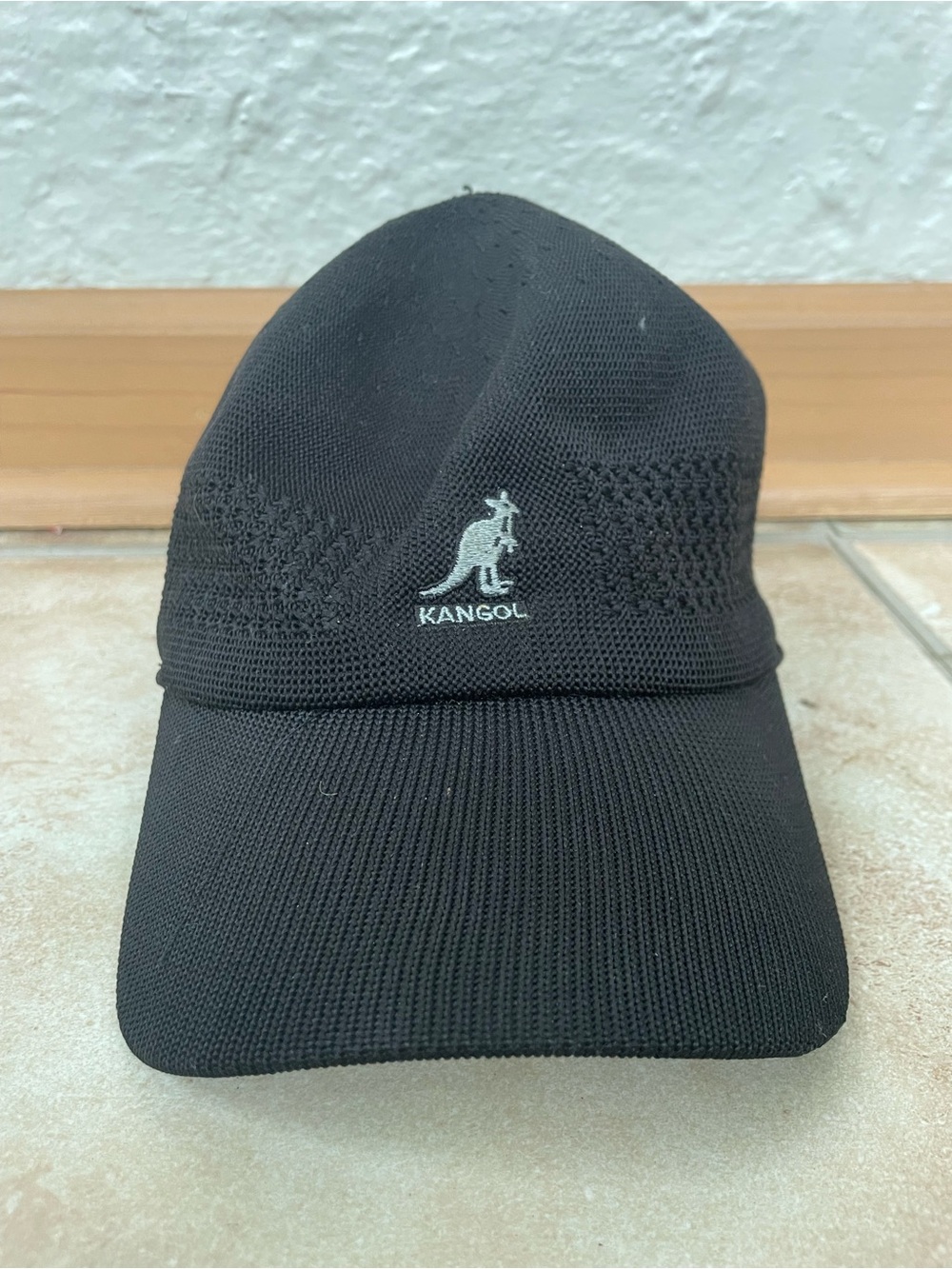 Kangol Hat Cap Mens Medium Black Breathable Casual Woven Logo Outdoors Adult